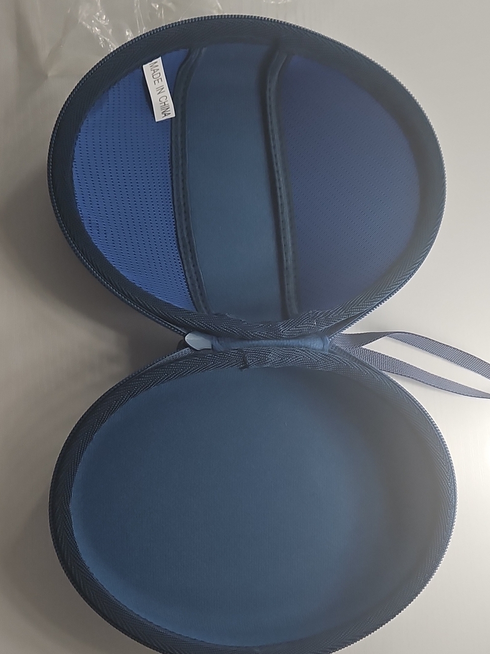 Headphone Case Blue Round Electronics Accessory Pouch